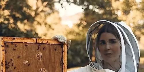 Beekeeping 101: Practicing Hands-On Hive with Nicole Huff