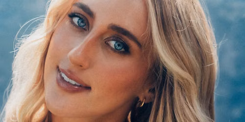 Ashley Cooke in Phoenix