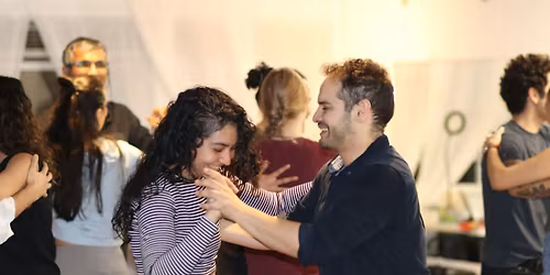 Free Salsa and Bachata Dance Lessons!