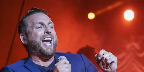 Parking Johnny Reid