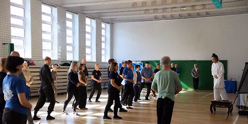 Szama\u0144ski Qigong Tygrysa z Mistrzem Zhongxian Wu
