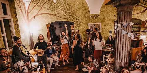 Spole\u010dn\u00e9 zp\u00edv\u00e1n\u00ed P\u00edsn\u00ed Zem\u011b v Brn\u011b \ud83c\udf0e Kmen