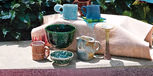 \ud83d\udecd\ufe0f Courtyard Craft Sale