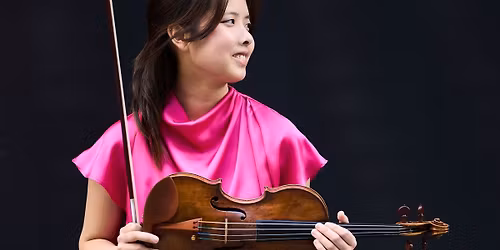 Deb\u00fct: Hana Chang, Violine