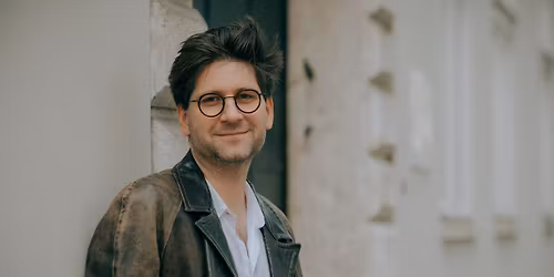 Bitwa o literatur\u0119. Czy literatura mo\u017ce zmieni\u0107 ludzi? \/ Mateusz Paku\u0142a \/ Wojtek Szot \/ PJM