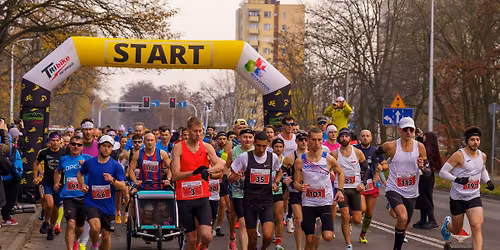 XXIV MARATON ODRZAŃSKI i II PÓŁMARATON ODRZAŃSKI — Hala Sportowa Śródmieście