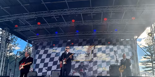 Sunday Sessions at The Naval Club