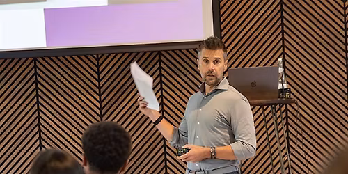 Start Hub Caf\u00e9: LinkedIn met impact