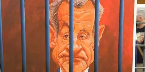 Onc Jo et Hilton John pr\u00e9sentent le quizz " EN PRISON"