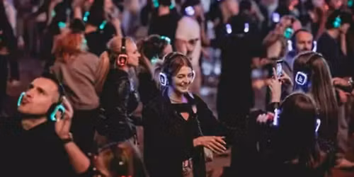 Rockowe SILENT DISCO na dachu Cavatina Hall