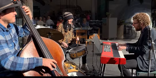 Lvl 1 - Crabby Constable and the Sky Prawns