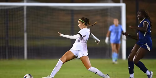 Parking George Washington Revolutionaries at La Salle Explorers Womens Basketball