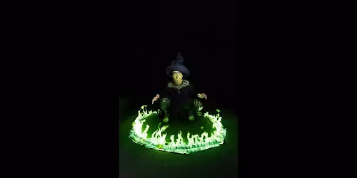 DeliaDelia! The Flat Chested Witch!