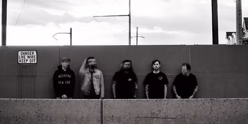 DEFEATER | Frankfurt a. Main | Das Bett