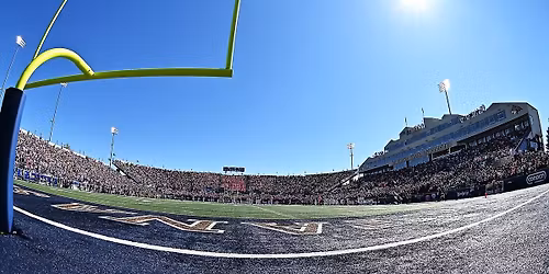 Parking Montana State Bobcats at Stanford Cardinal Mens Basketball