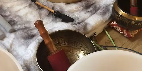 Gong and Crystal singing bowl healing sound bath