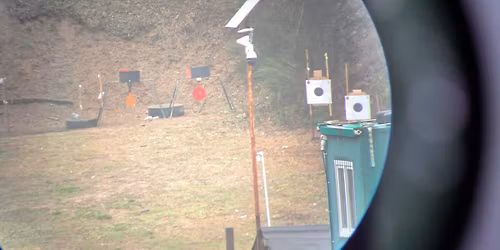 D\u0142ugi poniedzia\u0142ek na Podw\u00f3rzu Koguta