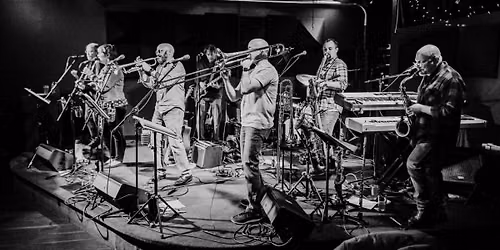 Roxxymoron at Jilly\u2019s Music Room - 8\/28, 7-11pm