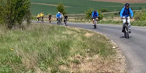 Cu bicicleta la ferma Danone de la Gorgota