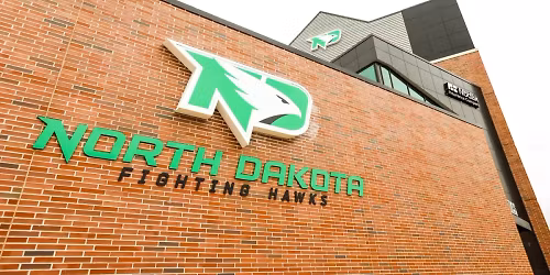 Parking North Dakota Fighting Hawks at Omaha Mavericks Mens Basketball
