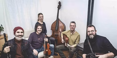 Ova Quintet \u2013 Under the Oaken Tree