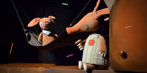 A f\u00f6ldimalac, aki semmiben sem volt biztos \u2013 a Mesebolt B\u00e1bsz\u00ednh\u00e1z el\u0151ad\u00e1sa