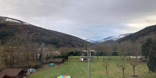 ENGLISH GATHERING IN THE MOUNTAINS