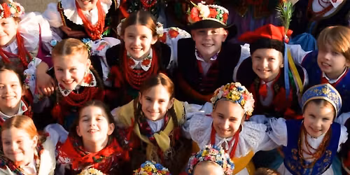Koncert jubileuszowy Dzieci\u0119cego Zespo\u0142u Pie\u015bni i Ta\u0144ca Modraki