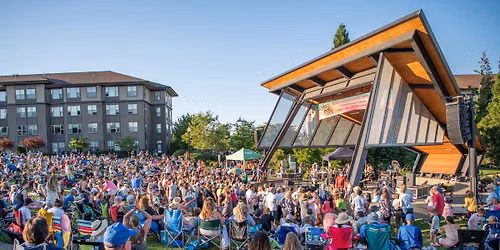 Tracy Stone Band at the Sunday Sounds Concert Series 