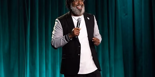 Marcus D. Wiley at Chicago Improv