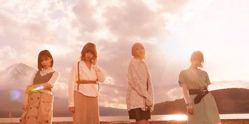 SILENT SIREN in 広島市 — ＬＩＶＥ　ＶＡＮＱＵＩＳＨ