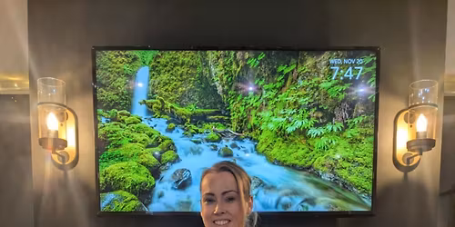 Pinecone and Prosecco wreath making workshop