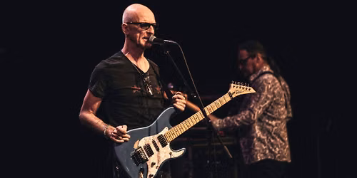 KIM MITCHELL LIVE IN WOODSTOCK, ON!