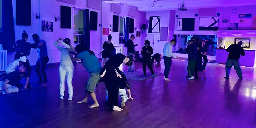 Colours in Contact: Blindfold Jam & Potluck (May)