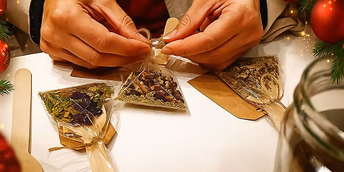 Kar\u00e1csonyi teak\u00e9sz\u00edt\u0151 m\u0171hely - Tisza\u00fajv\u00e1ros