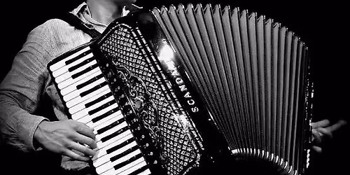 David Yengibarian harmonikaművész koncertje a Bakelit Music Cafeban