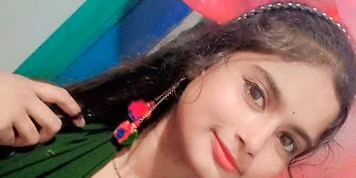 Sinha aktar jhumur 