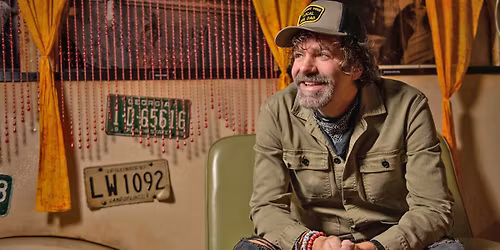 Stephen Kellogg's Old Friends Tour w\/the Kellogg Sisters - In Person & Online at The Troubadour