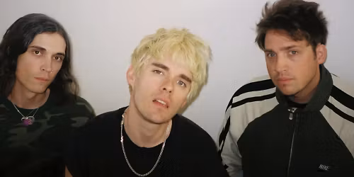 Waterparks, I DONT KNOW HOW BUT THEY FOUND ME in San Antonio