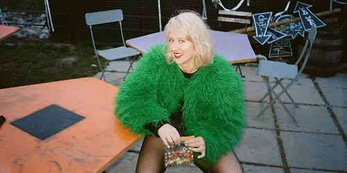 n\u011bco n\u011bco \ud83d\udca5 Caf\u00e9 V lese \ud83e\udea9