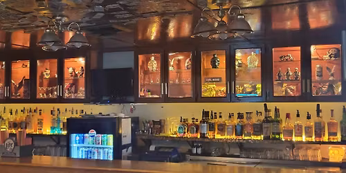 New Year's Eve @ Eagles Hideout Lounge!