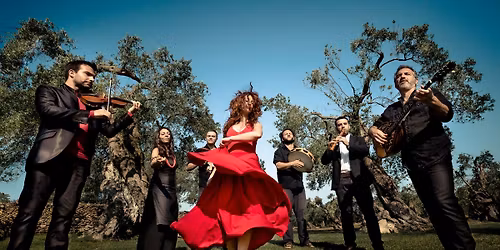 Canzoniere Grecanico Salentino \/\/ Abonma Glasbe sveta