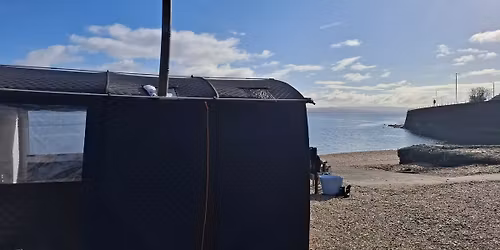 Outdoor Sauna and Cold Water dip. (Boat Club Greenock )