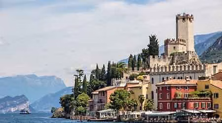 Les Lacs Italiens D\u00e9part Marseille Aubagne & Aix en Pce