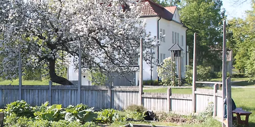 Liekurs med Sl\u00e5ttergubben p\u00e5 Skillebyholm - 26 Juni
