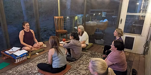 The Pause: A Stretch and Sound Experience