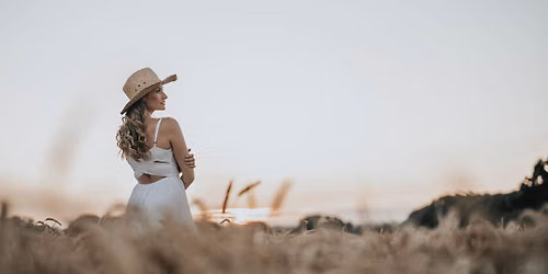 Country Themed Bottomless Brunch with Nicola Tee