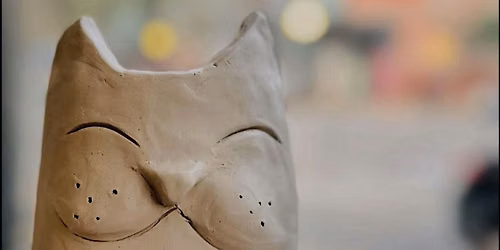 BEGINNER POTTERY~ Cat Vase Creation BYOB