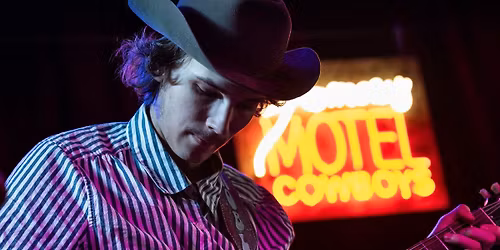 Noble Holt w\/ Johnny Shoes