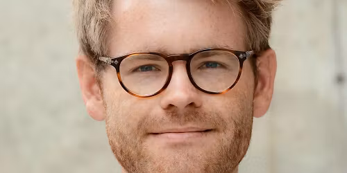 Ragnar M Bergem: \u00abMellom autorit\u00e6r og demokratisk kristendom\u00bb